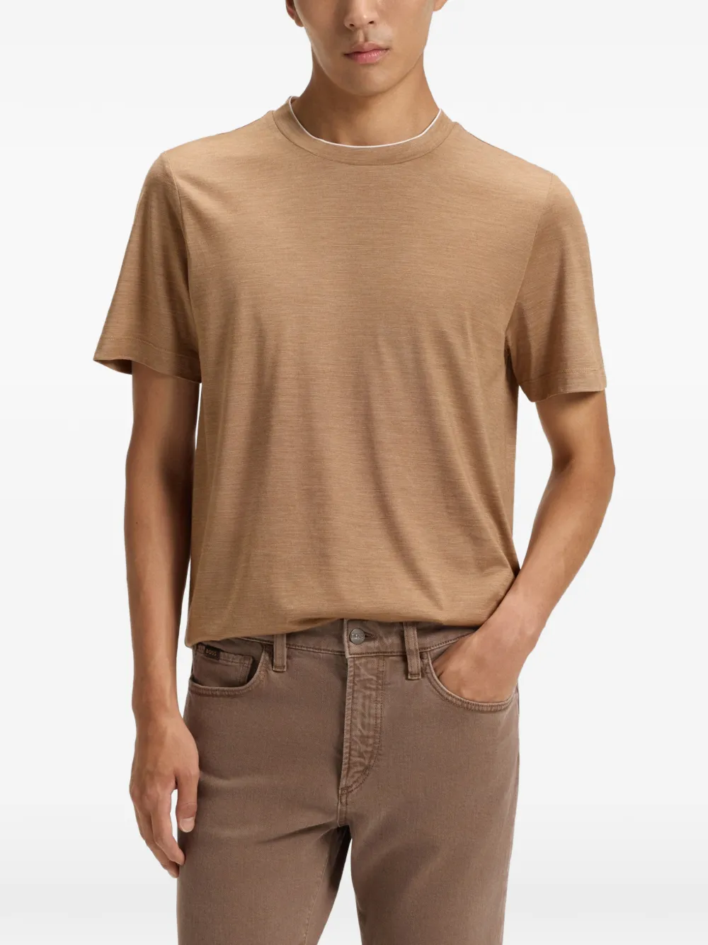 BOSS T-shirt met dubbele kraag Beige