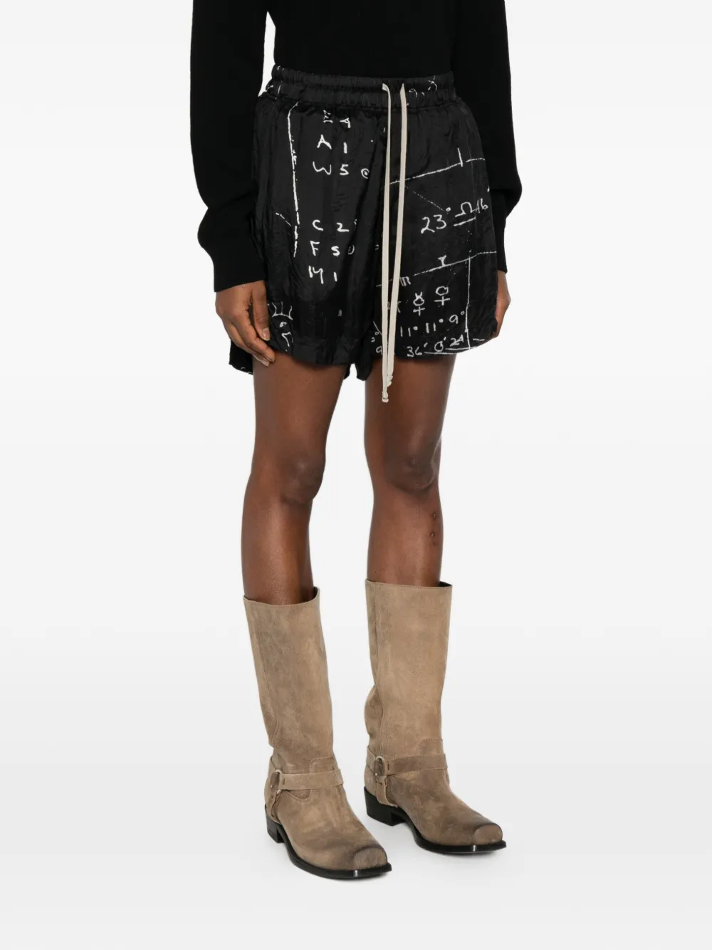 drawstring printed shorts