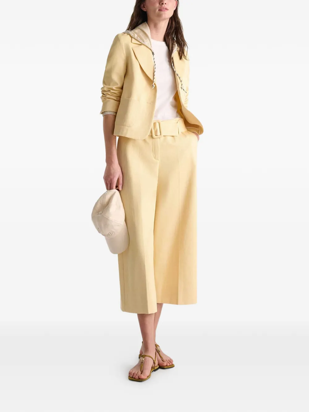 Dorothee Schumacher Jack met enkele rij knopen en zak Beige
