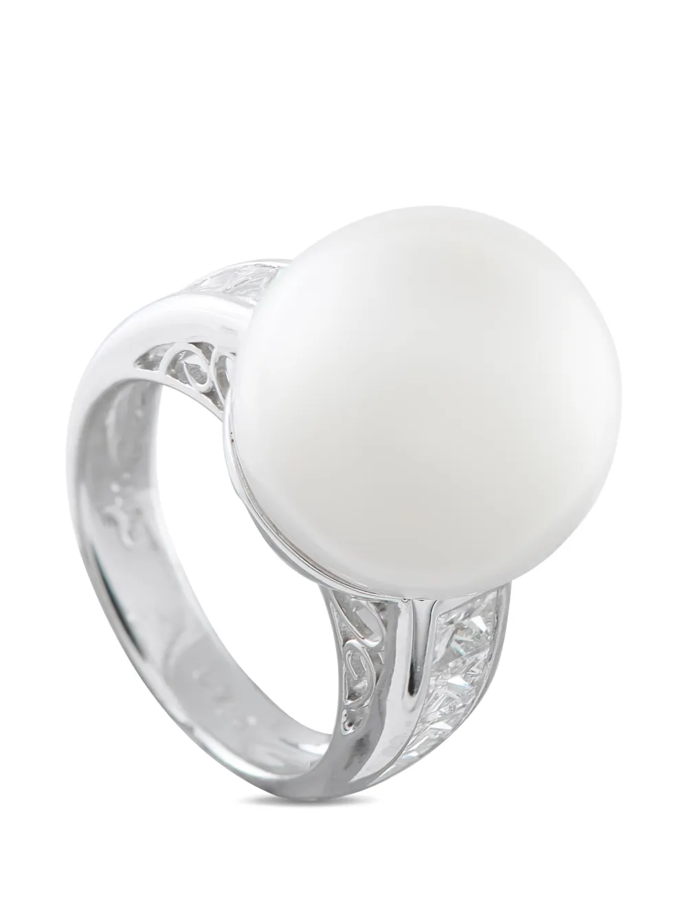 Diamond And Pearl Ring