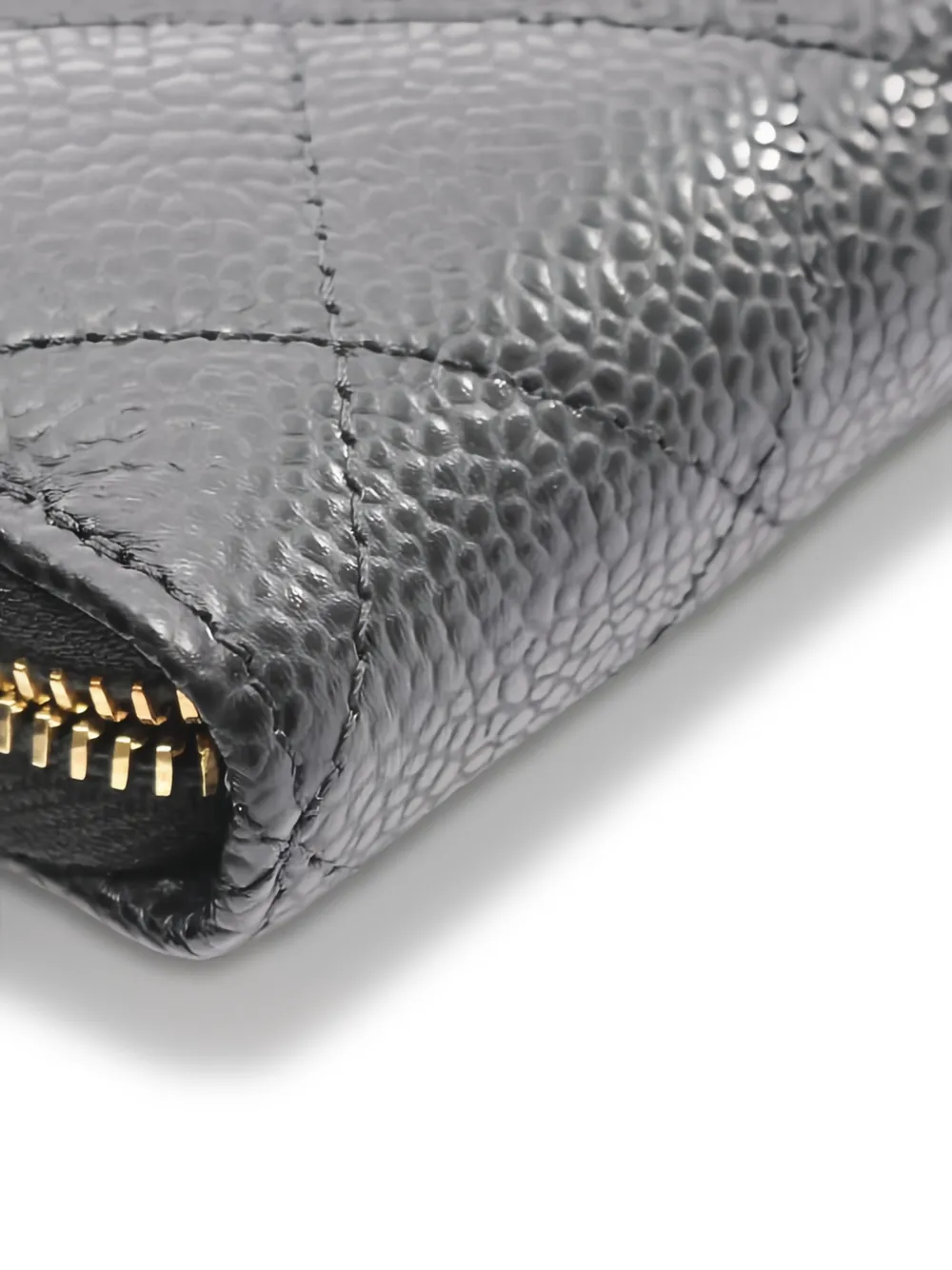 2021 Quilted Zip Wallet