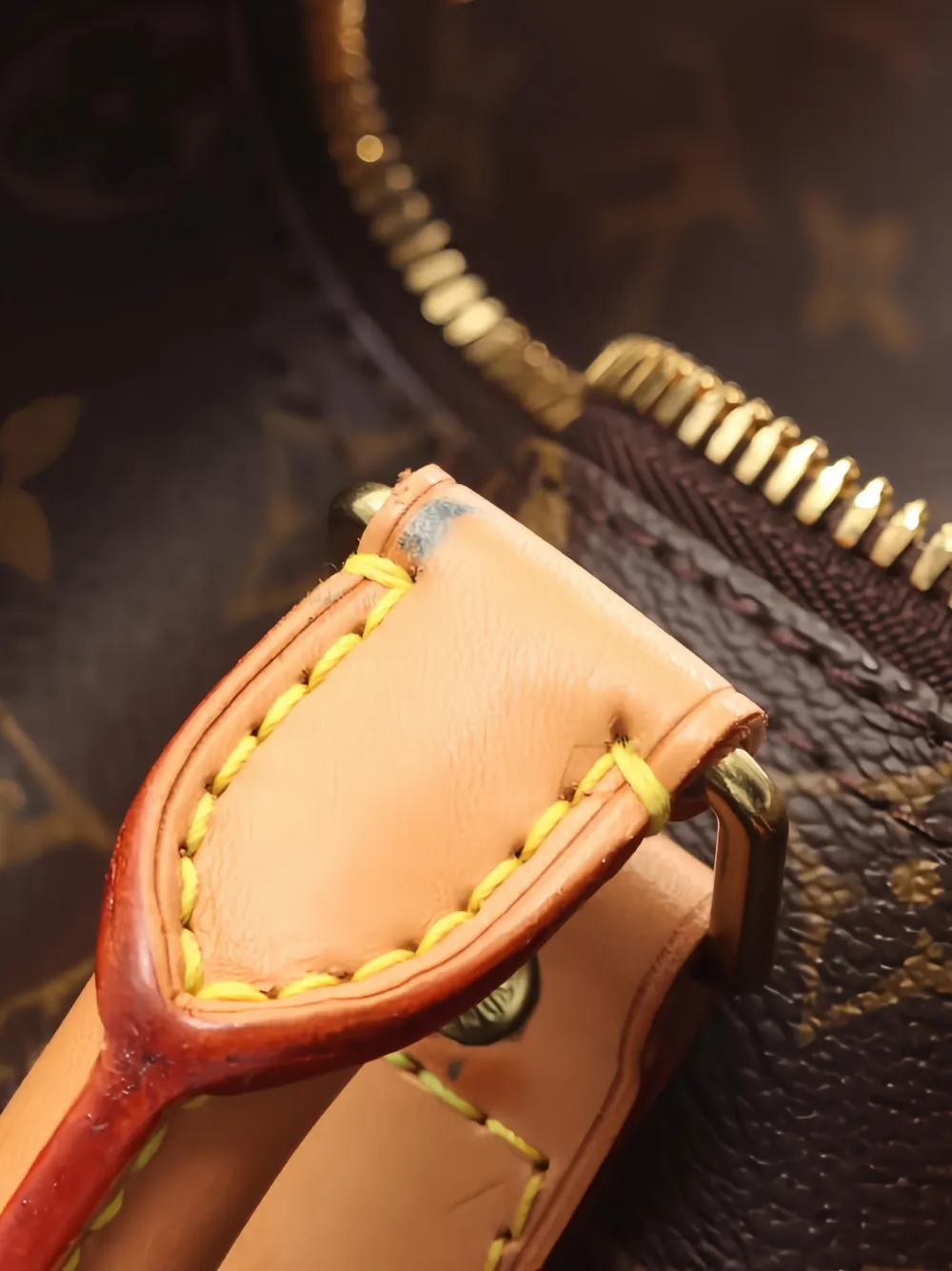  Louis Vuitton Pre-owned 2000s Boston Monogram Leather Bag - Brown 