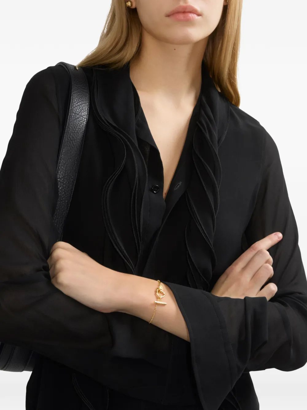 Burberry シールド ブレスレット | ゴールドトーン | FARFETCH JP