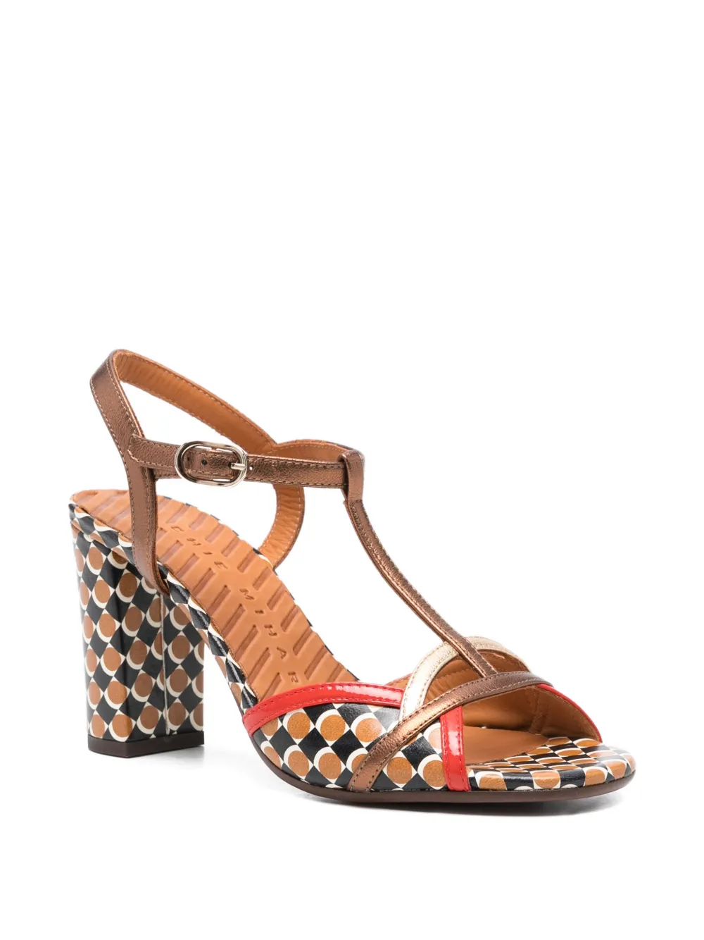 Chie Mihara Bejo leren sandalen met T-bandje en patroon Bruin