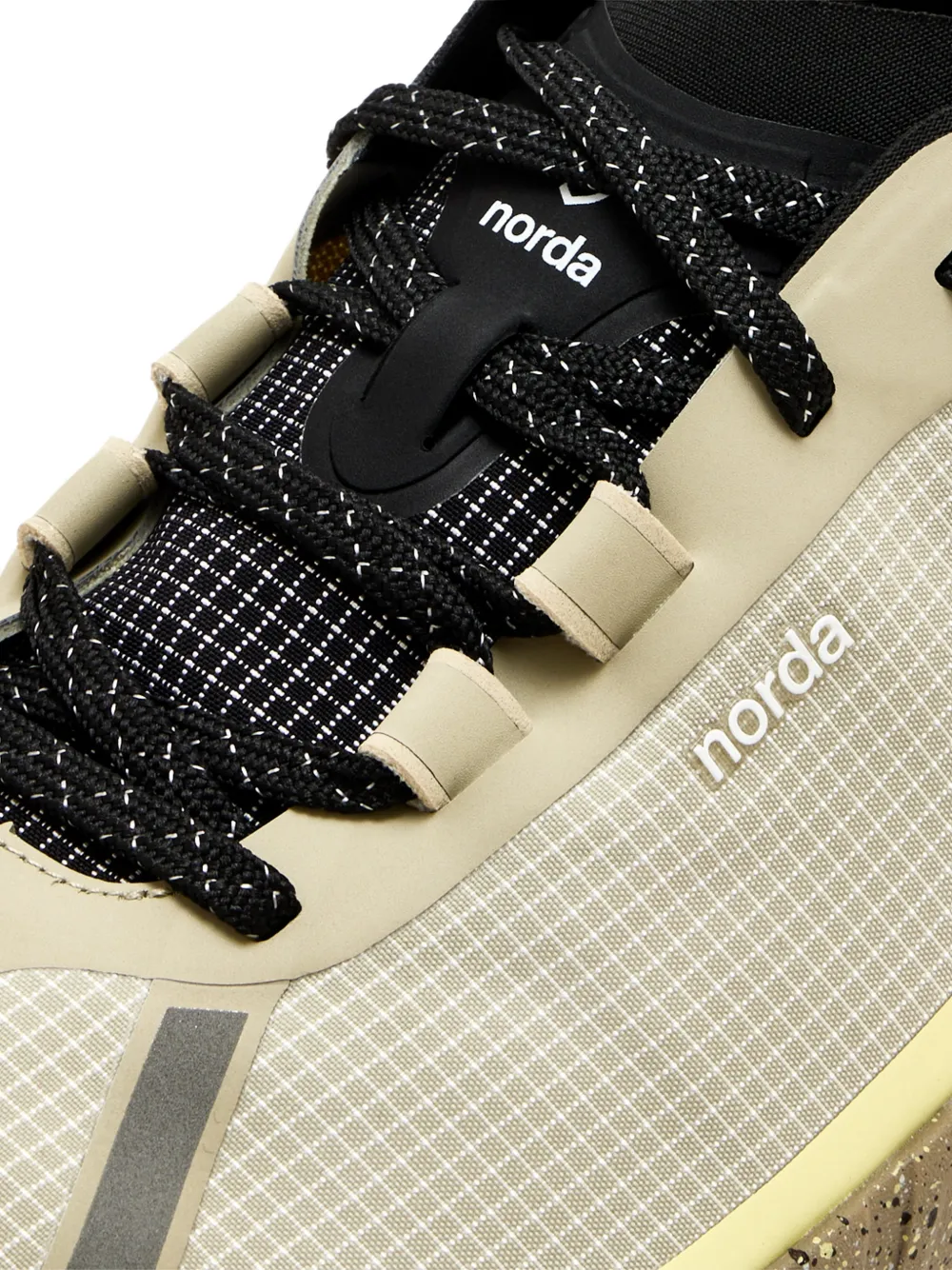 norda Sneakers Beige