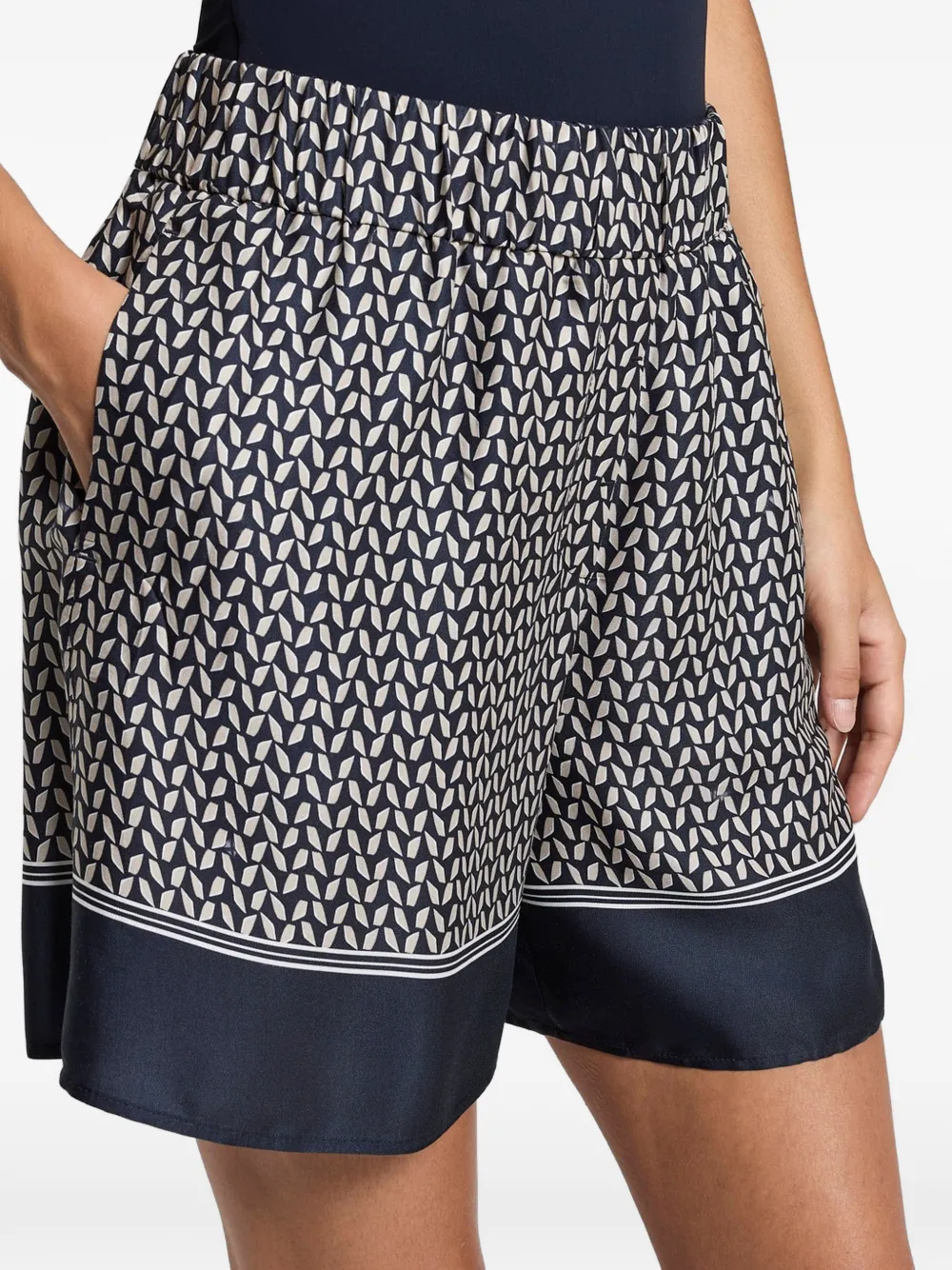 Peserico Shorts met geometrische print Blauw
