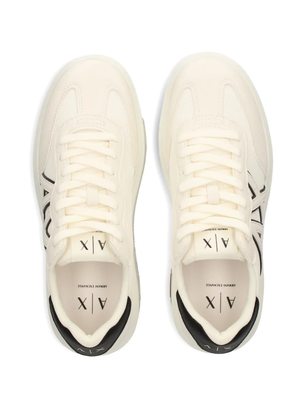 Ea7 Emporio Armani Sneakers met logodetail Beige