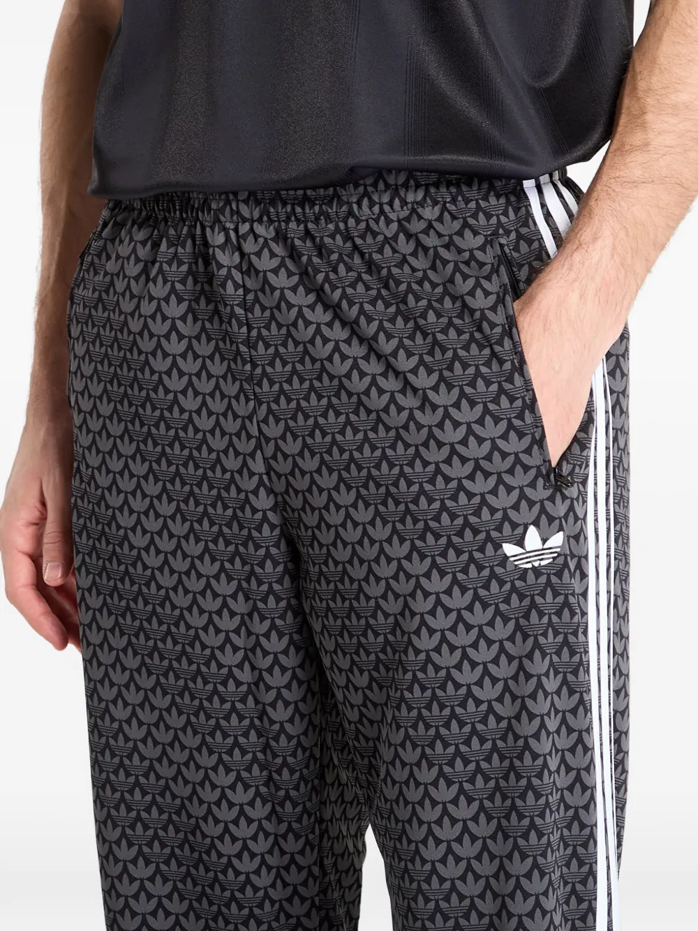 adidas Firebird broek met logopatroon Zwart