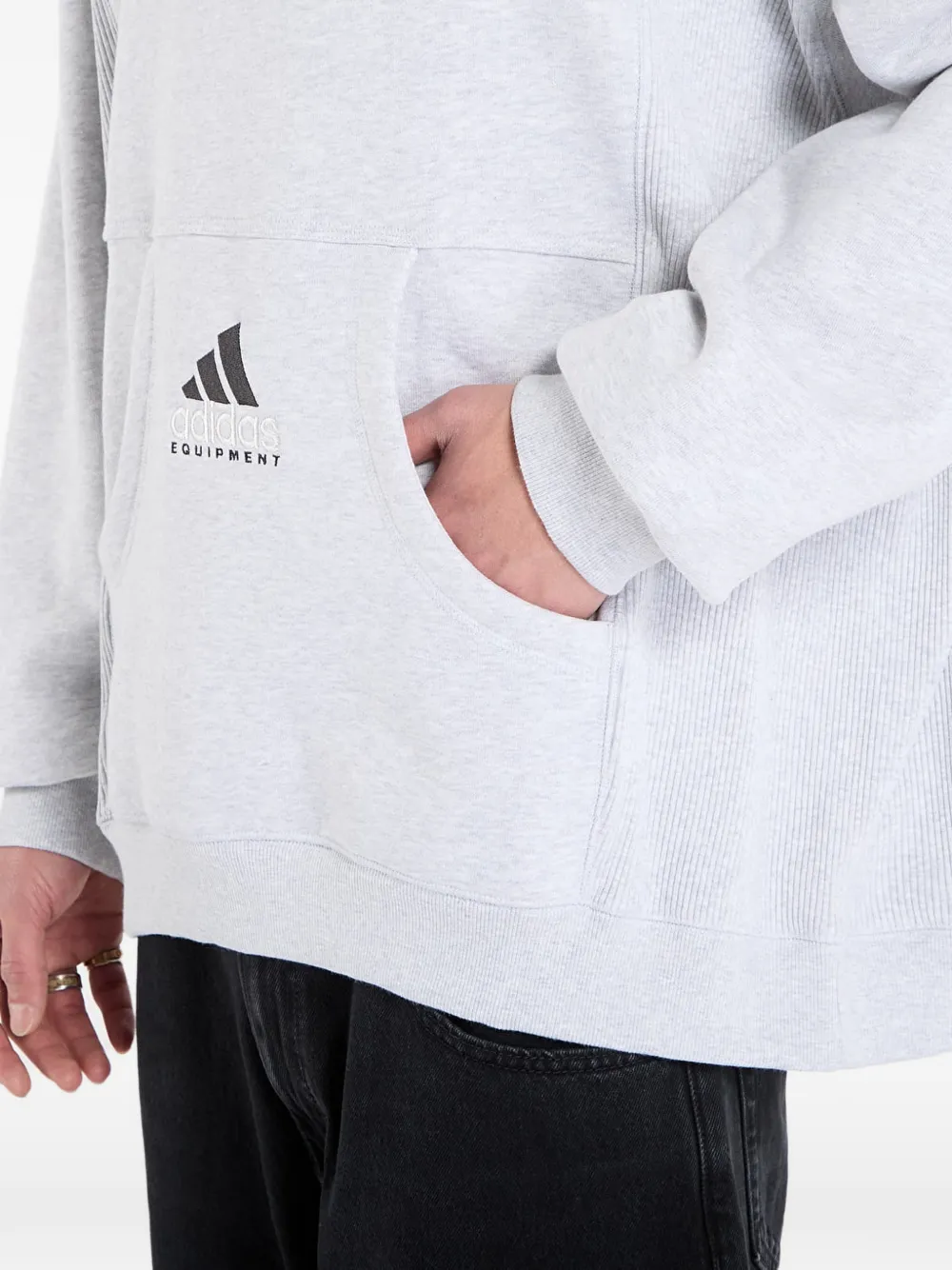 adidas Hoodie met geborduurd logo Grijs