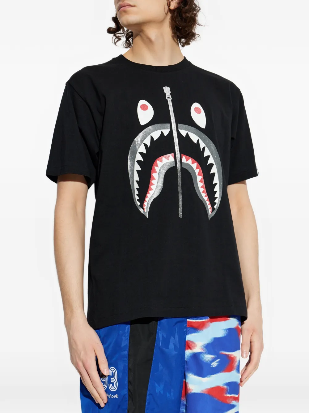 A BATHING APE T-shirt met grafische haaienprint Zwart