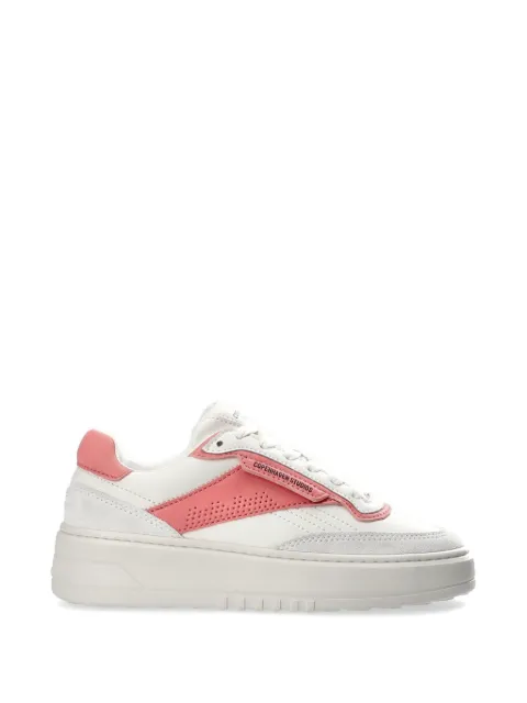 Copenhagen tenis con perforaciones