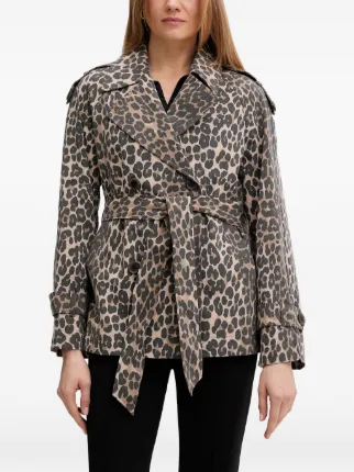 DKNY