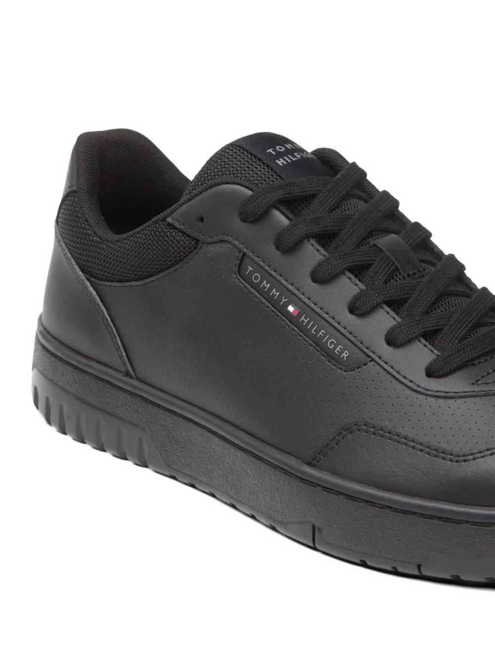 Tommy Hilfiger Sneakers met geperforeerd detail Zwart
