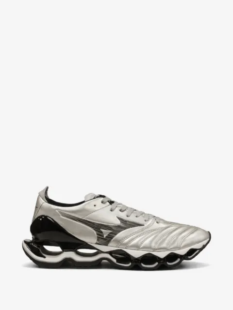 Mizuno Wave Prophecy sole sneakers