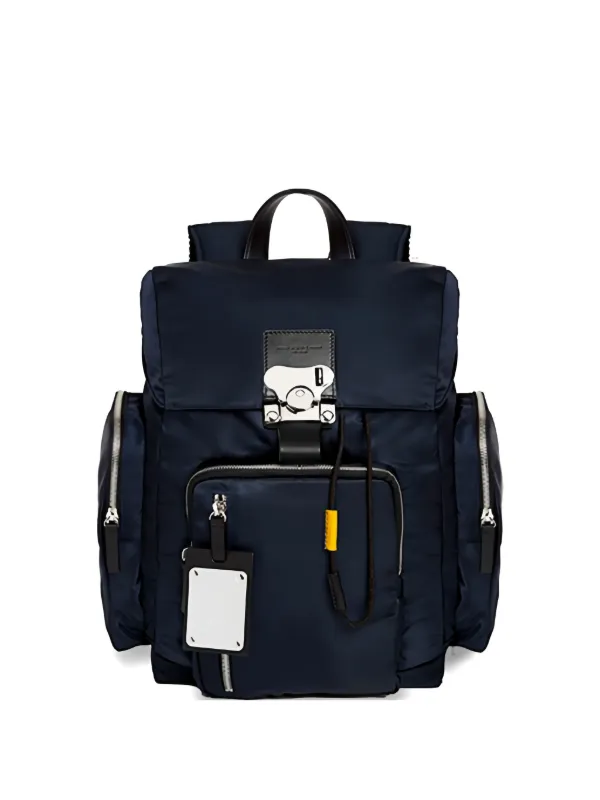 butterfly laptop backpack JanSport Superbreak Plus butterfly The detial of Backpack Zipper closure(double zippers is smooth) Adjustable padded breathable double shoulder straps make you carry it more comfortably Usage (butterfly) - Blue Butterfly Lightweight