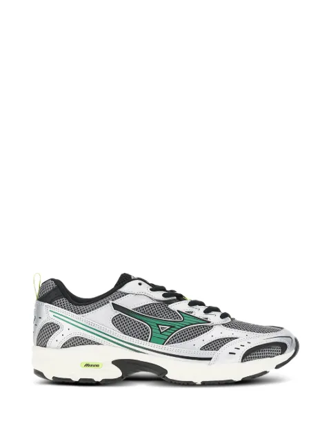 Mizuno tenis MXR con detalle del logo