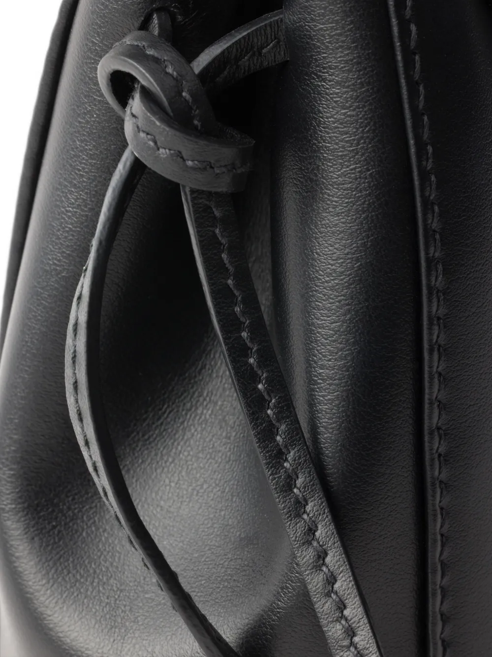 Prada Carry kleine leren handtas Zwart
