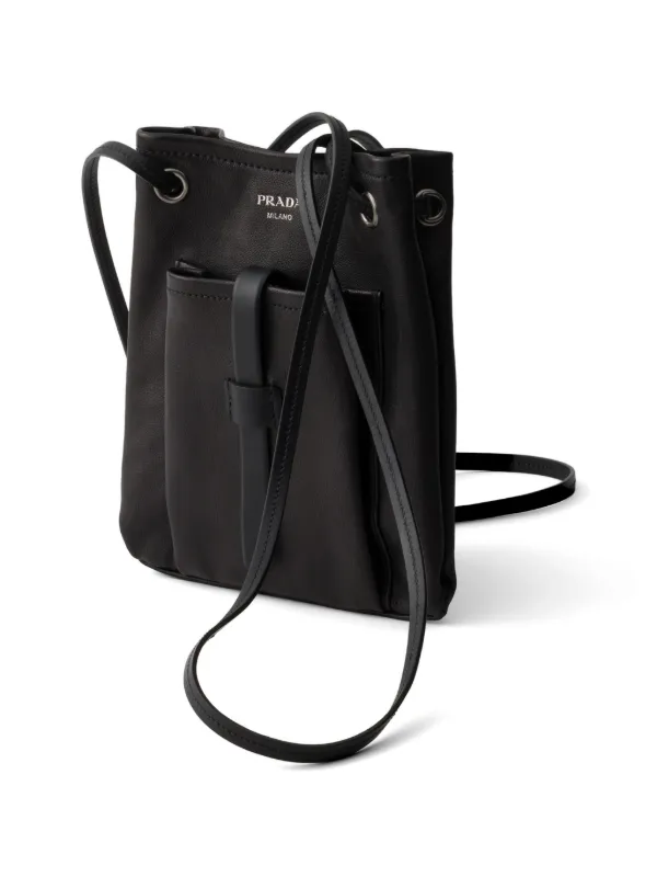 Prada レザー ショルダーバッグ | ブラック | FARFETCH JP