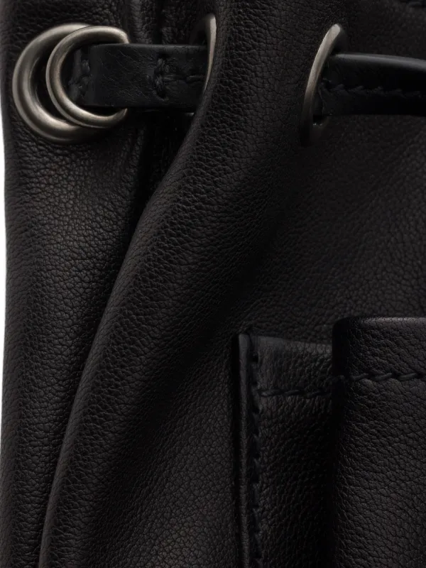 Prada レザー ショルダーバッグ | ブラック | FARFETCH JP