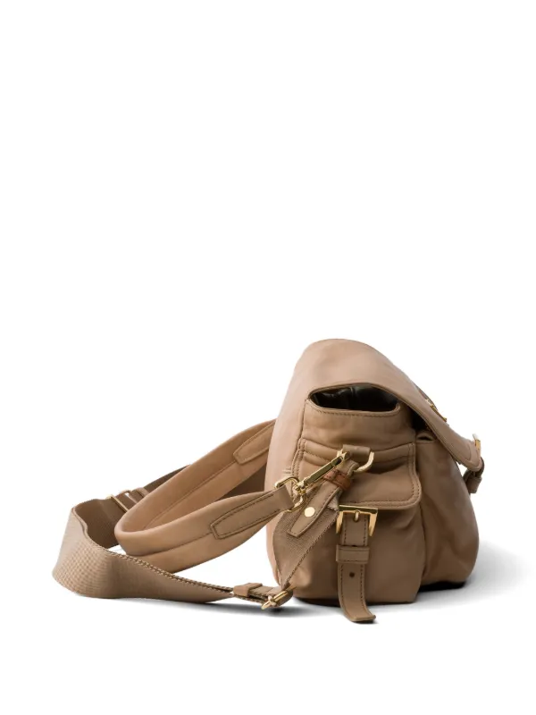 Prada エクスプローラ フラップ ナッパレザーショルダーバッグ M