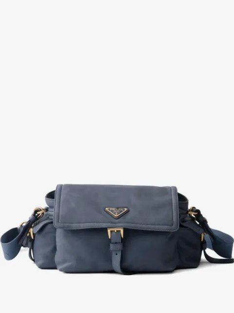 Prada エクスプローラ フラップ ナッパレザーショルダーバッグ M