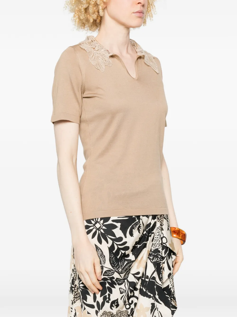 Fabiana Filippi T-shirt met kanten detail en V-hals Bruin