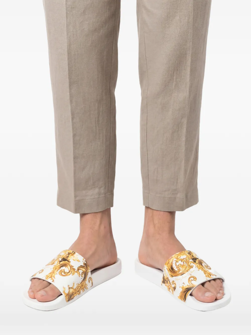 Versace Jeans Couture Slippers met print Wit