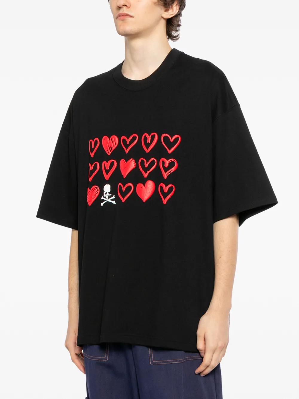 Mastermind Japan T-shirt met grafische hart- en doodskopprint Zwart