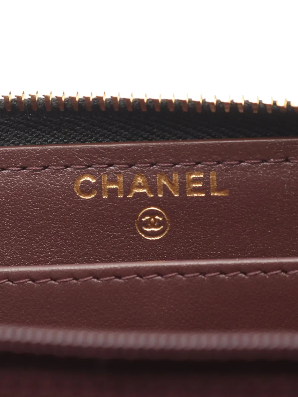 2021-2026 Quilted Caviar Classic Wallet Long Wallets