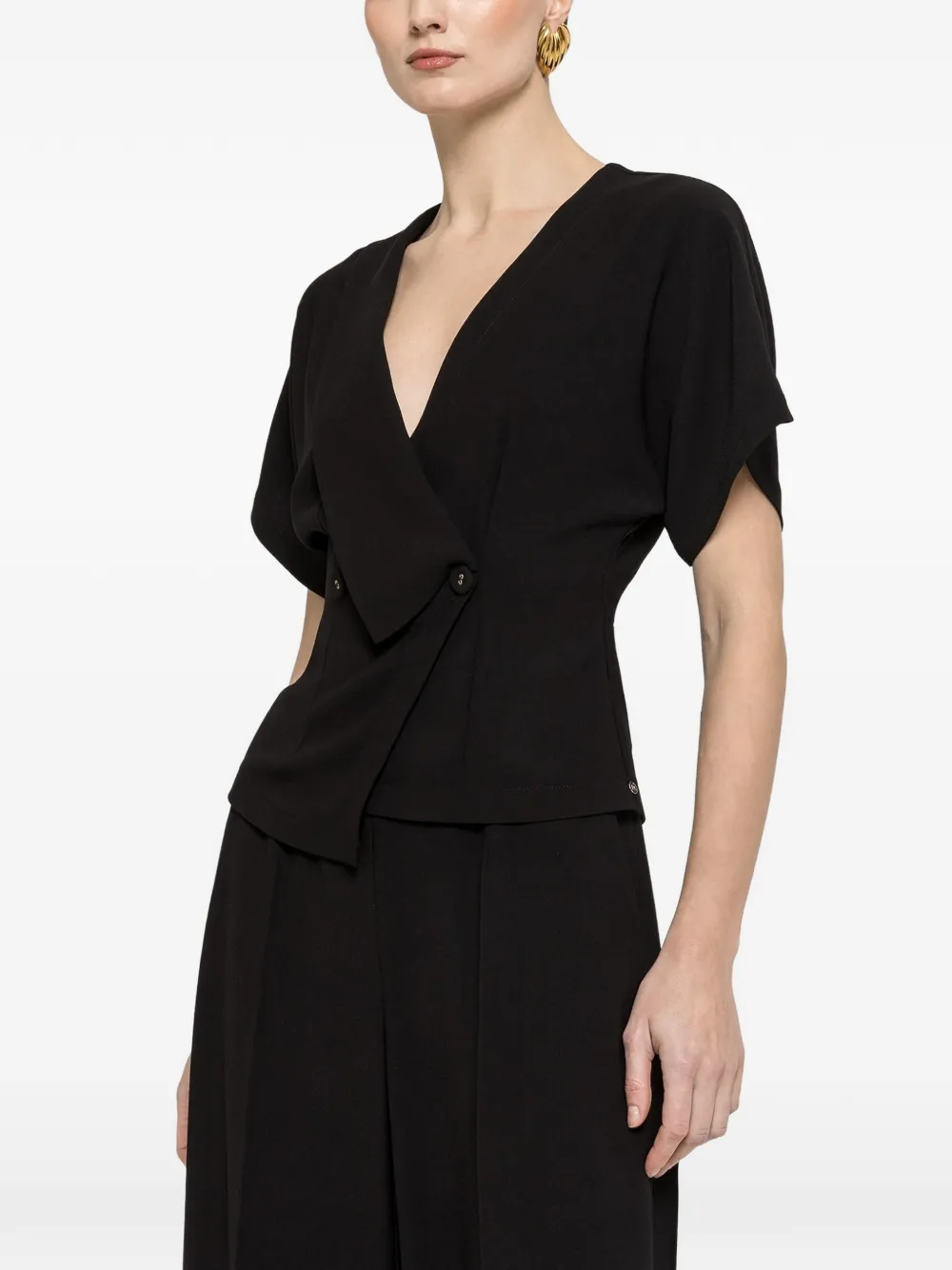 NISSA V-neck button top - Nero