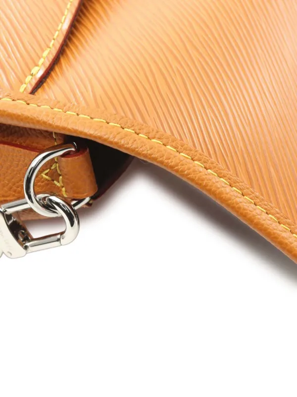Louis Vuitton Pre-Owned 2021-2026 エピ ブチ ショルダーバッグ
