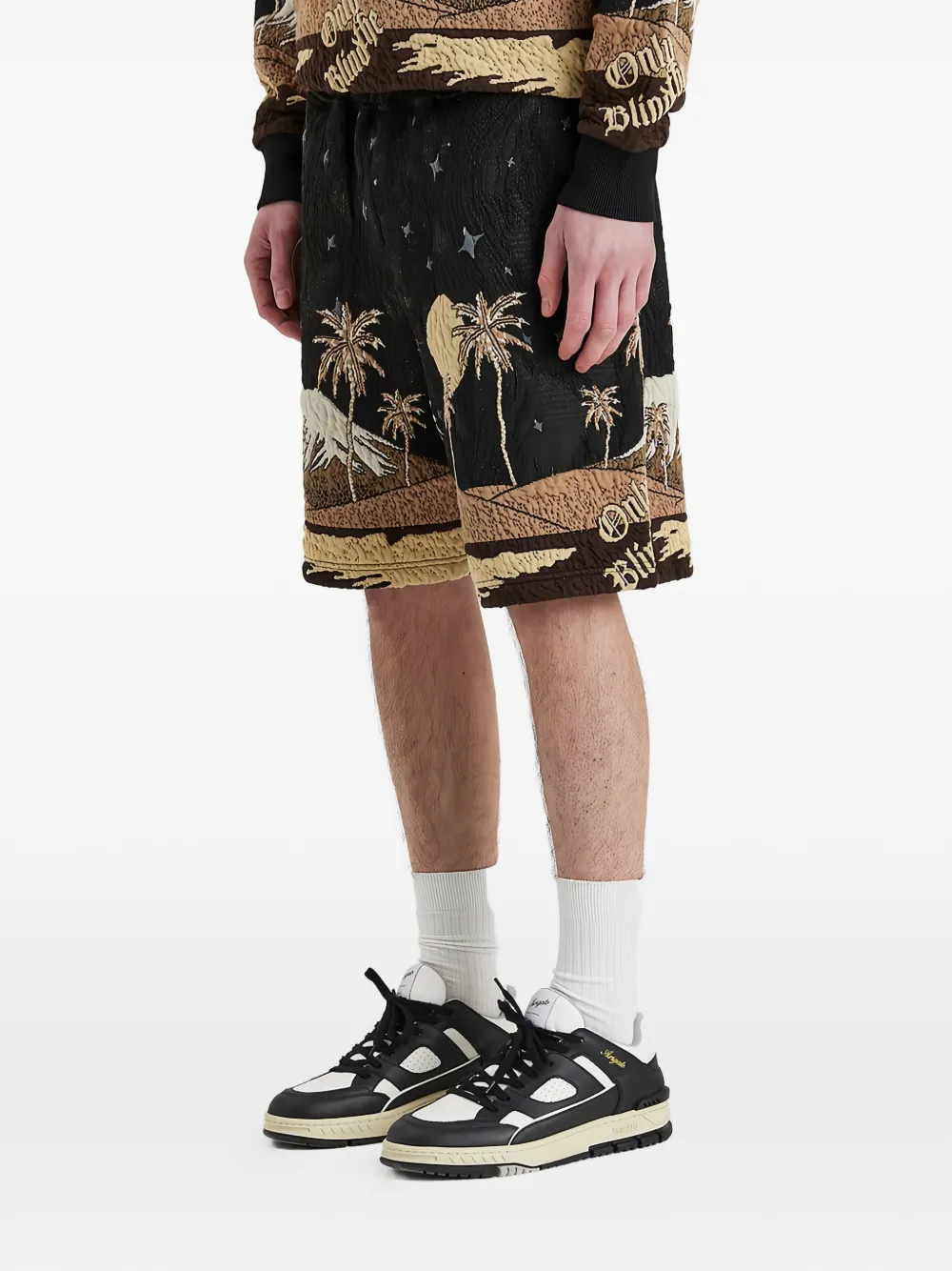 Only the Blind Sepia Mountain shorts Zwart