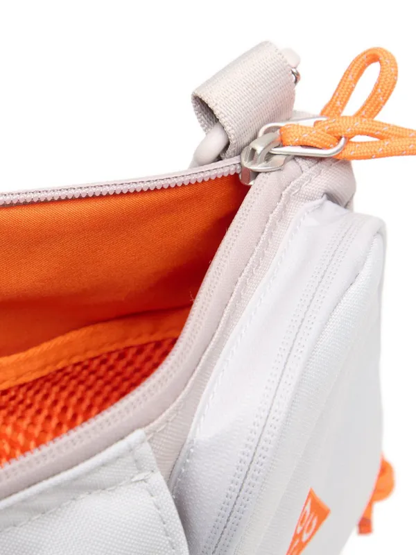 Nike 3L ACG Daymax Crossbody Bag | Grey | FARFETCH CA