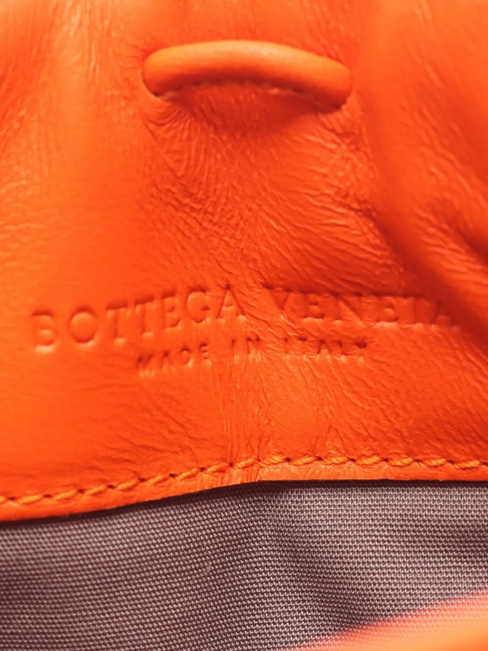 2012-2026 Leather Intrecciato Shoulder Bag