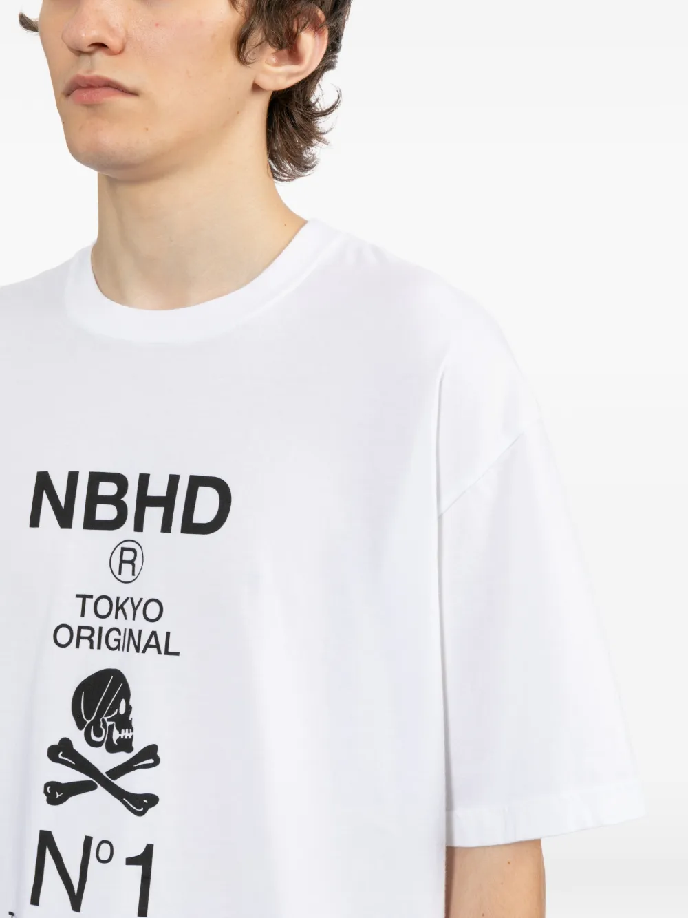 Neighborhood T-shirt met doodskopprint Wit
