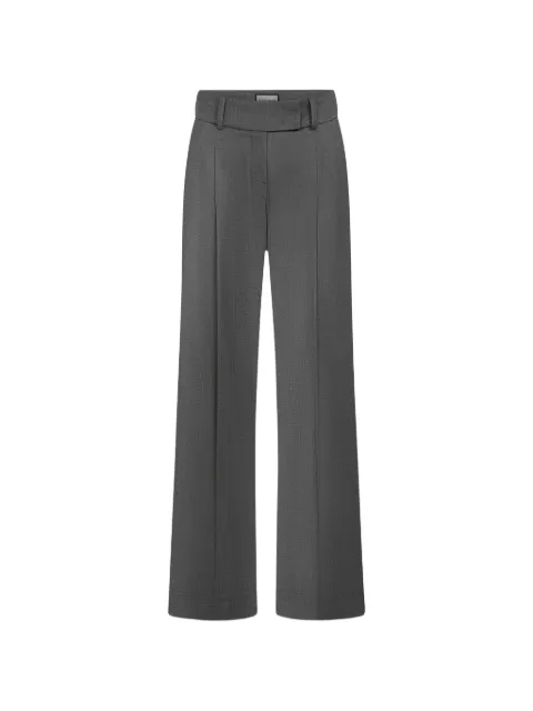 Seductive pleated tailored trousers
