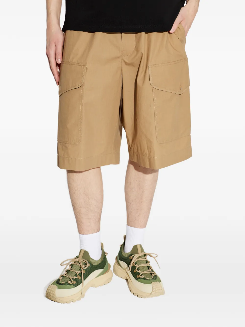 Moncler Cargo shorts Bruin