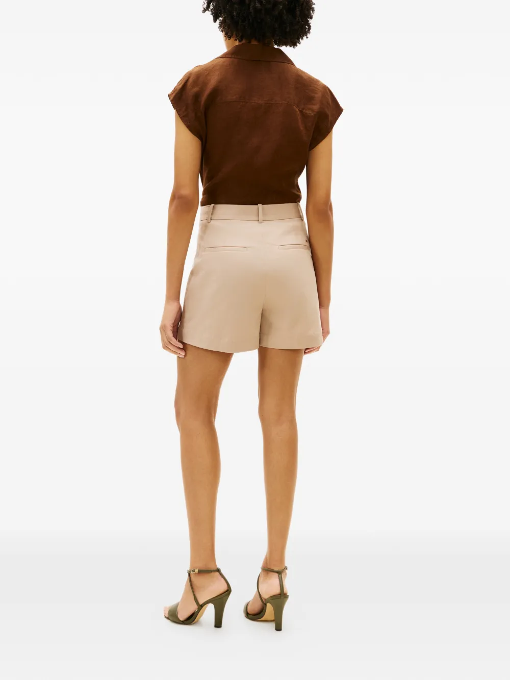  Tommy Hilfiger Buttoned-pockets Shorts - Neutrals 