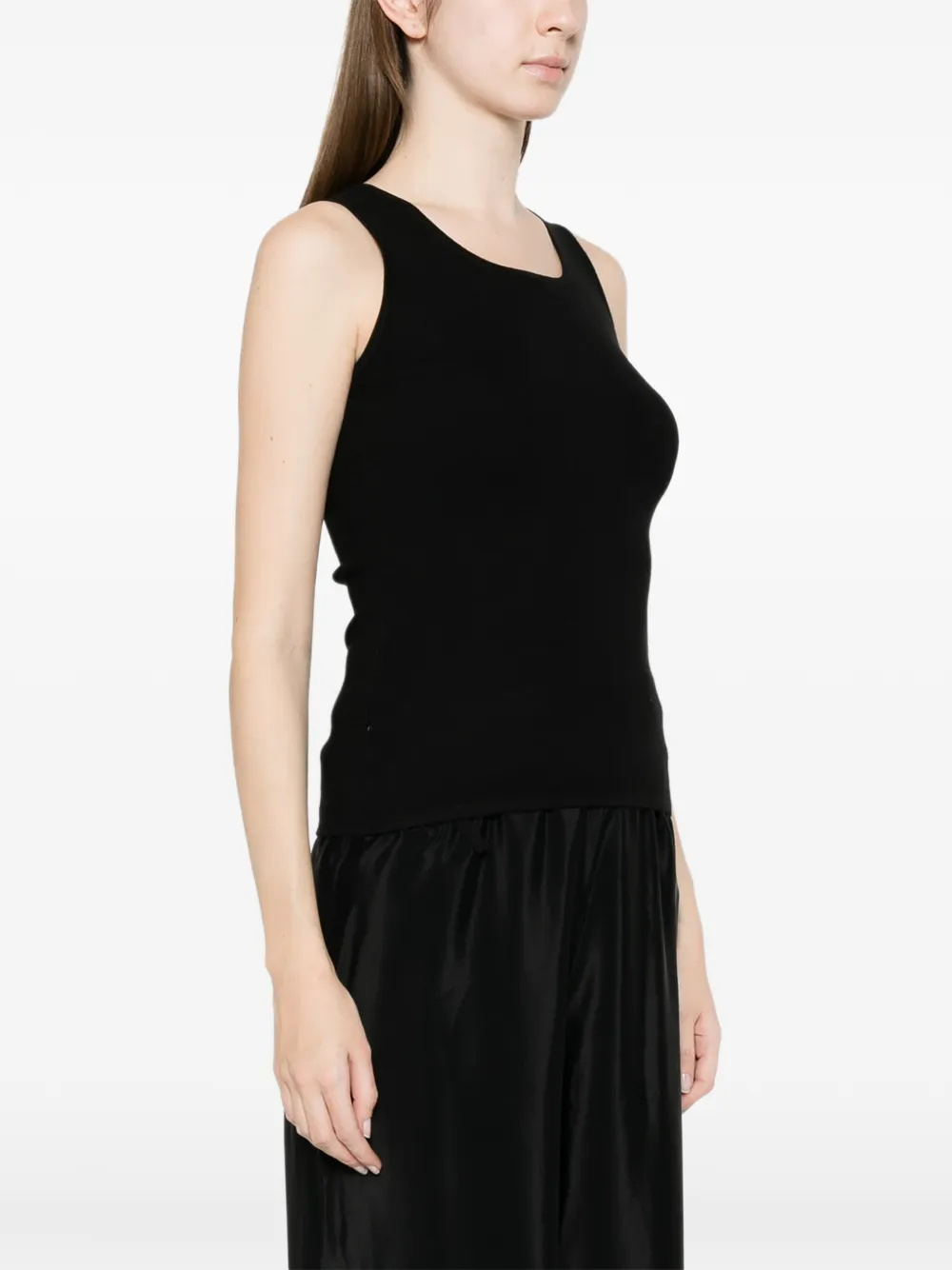  Andiata Top Con Cuello Redondo - Negro 