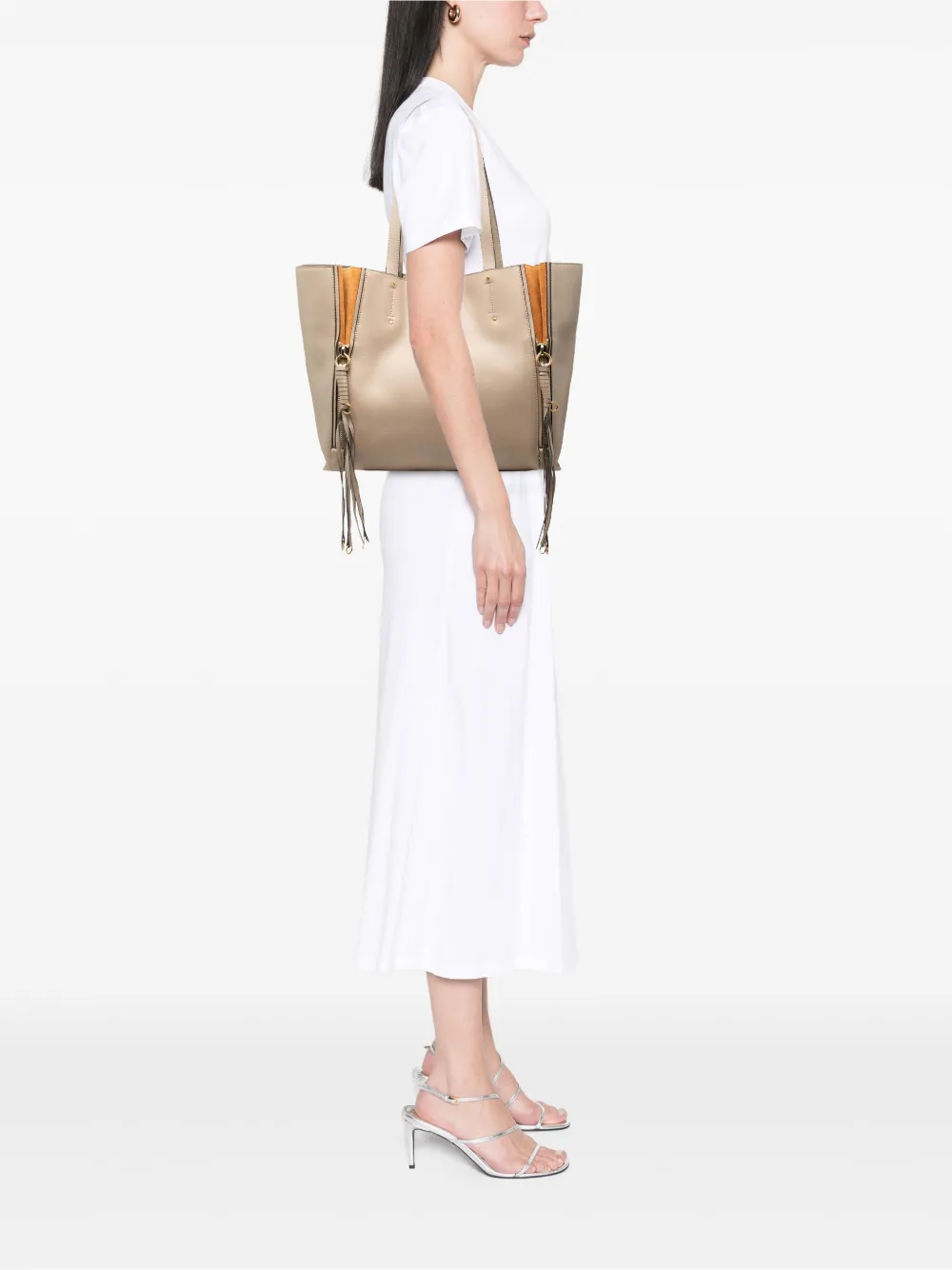  Chloé Pre-owned 2017 Large Leather Milo Shopping Tote Bag - Brown 