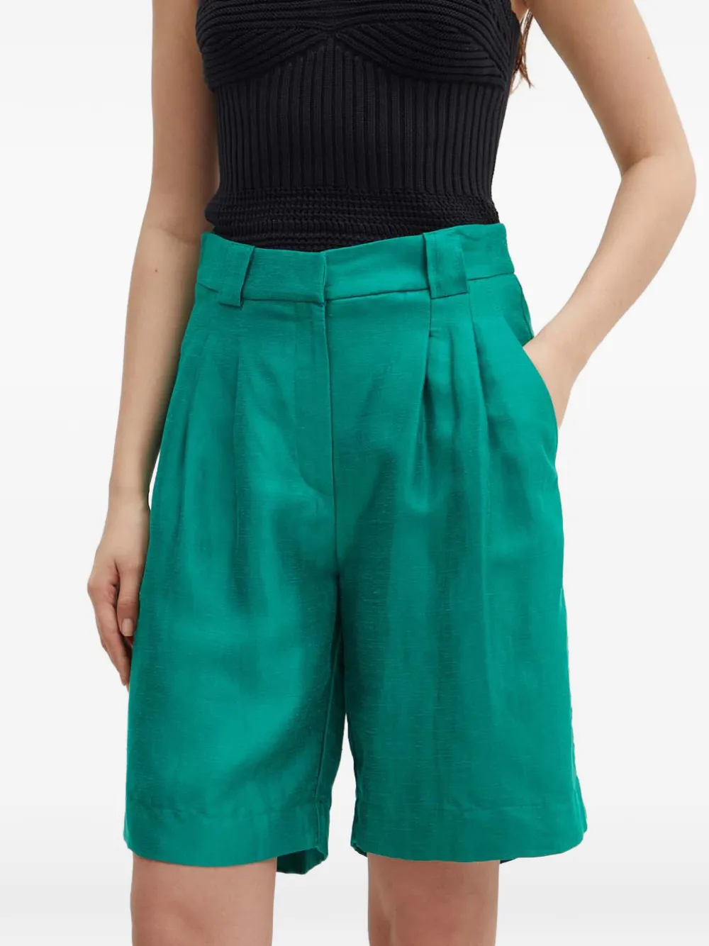 La Petite Française Savoureux pleated tailored shorts - Verde