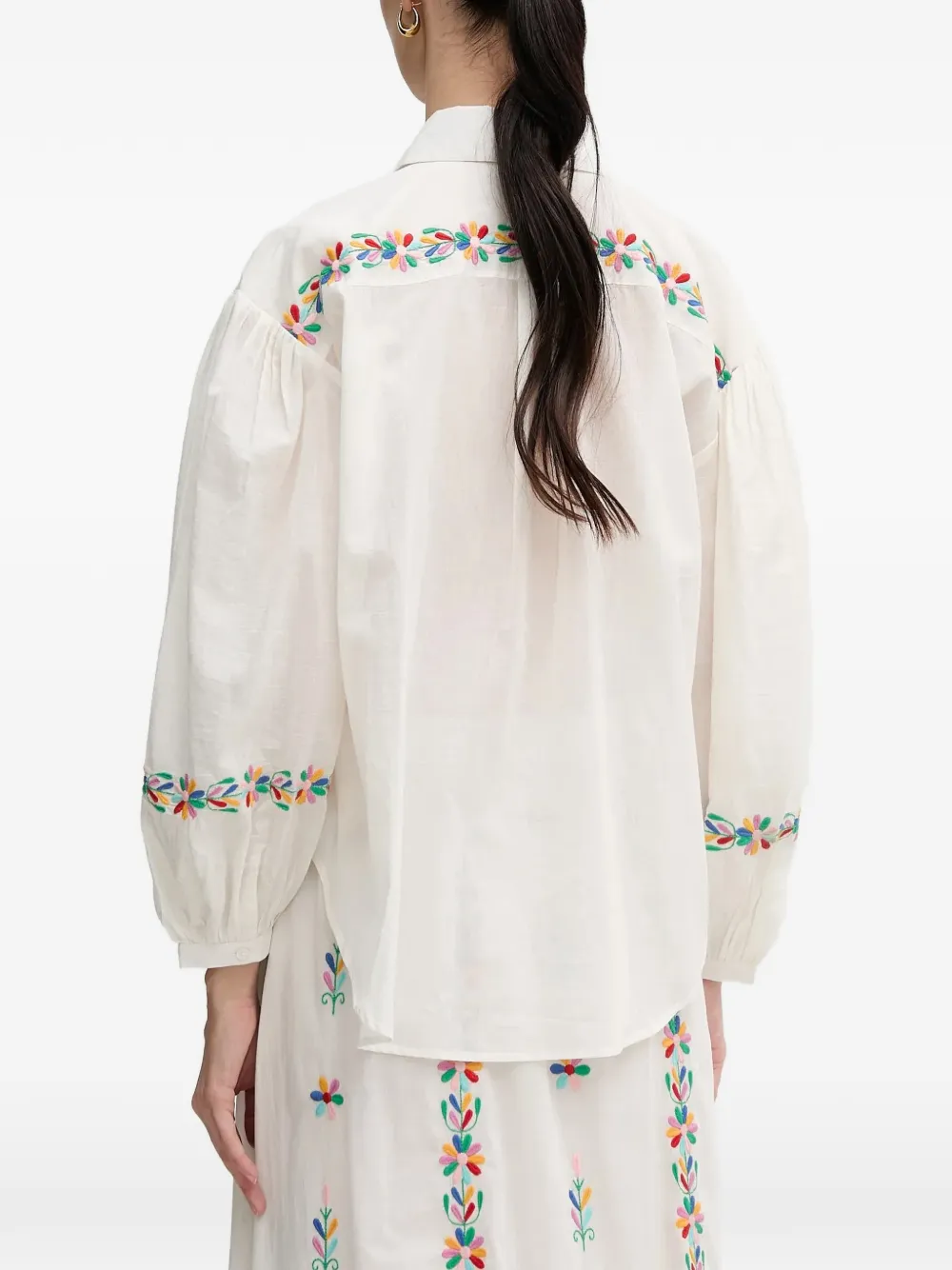 La Petite Française Chen blouse met borduurwerk Beige