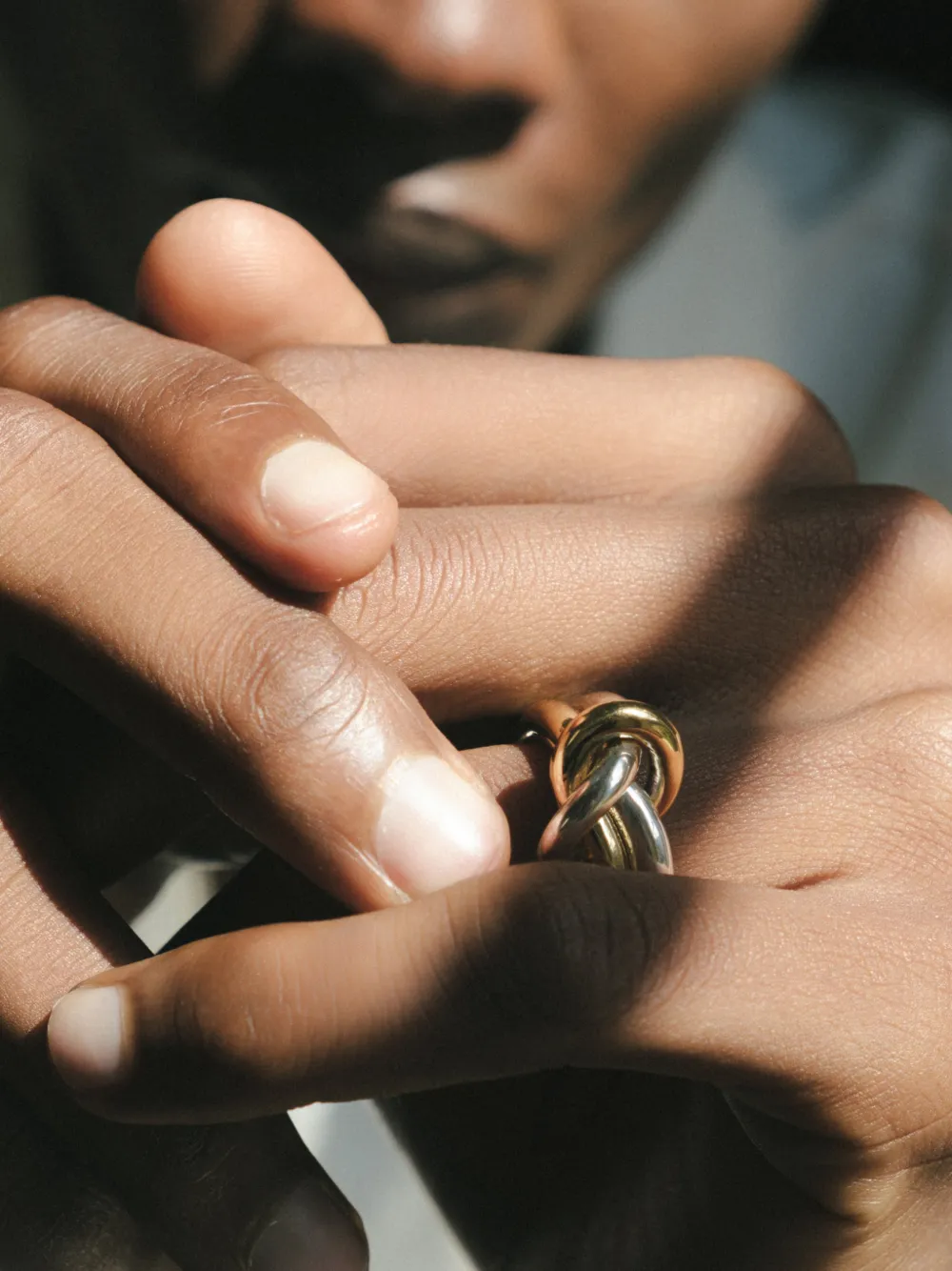 NORMA JEWELLERY Anello con nodo XL Hydra - Argento