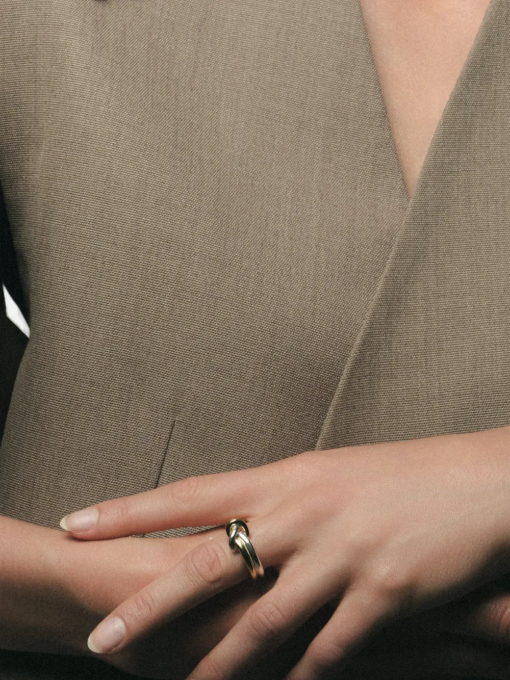 NORMA JEWELLERY Anello Hydra con nodo - Argento