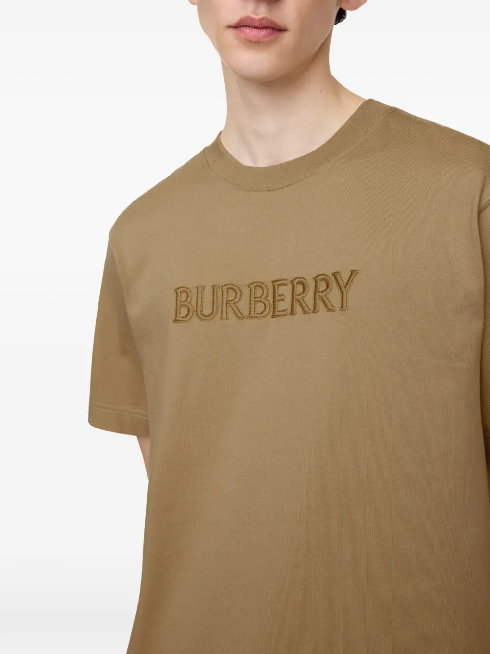 Burberry T-shirt met logo Beige