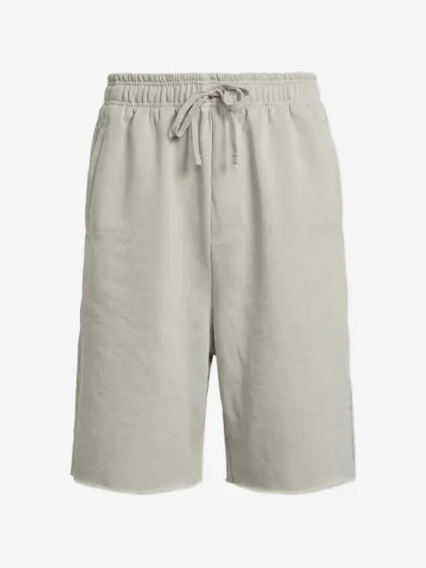 adidas shorts con bolsillos laterales en colaboración con Entire Studios