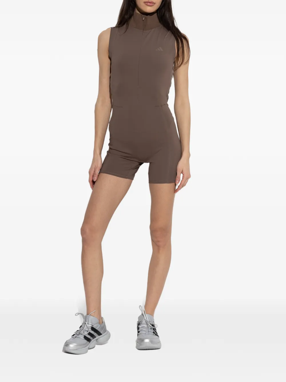 adidas x Entire Studios mouwloos jumpsuit met hoge hals Bruin