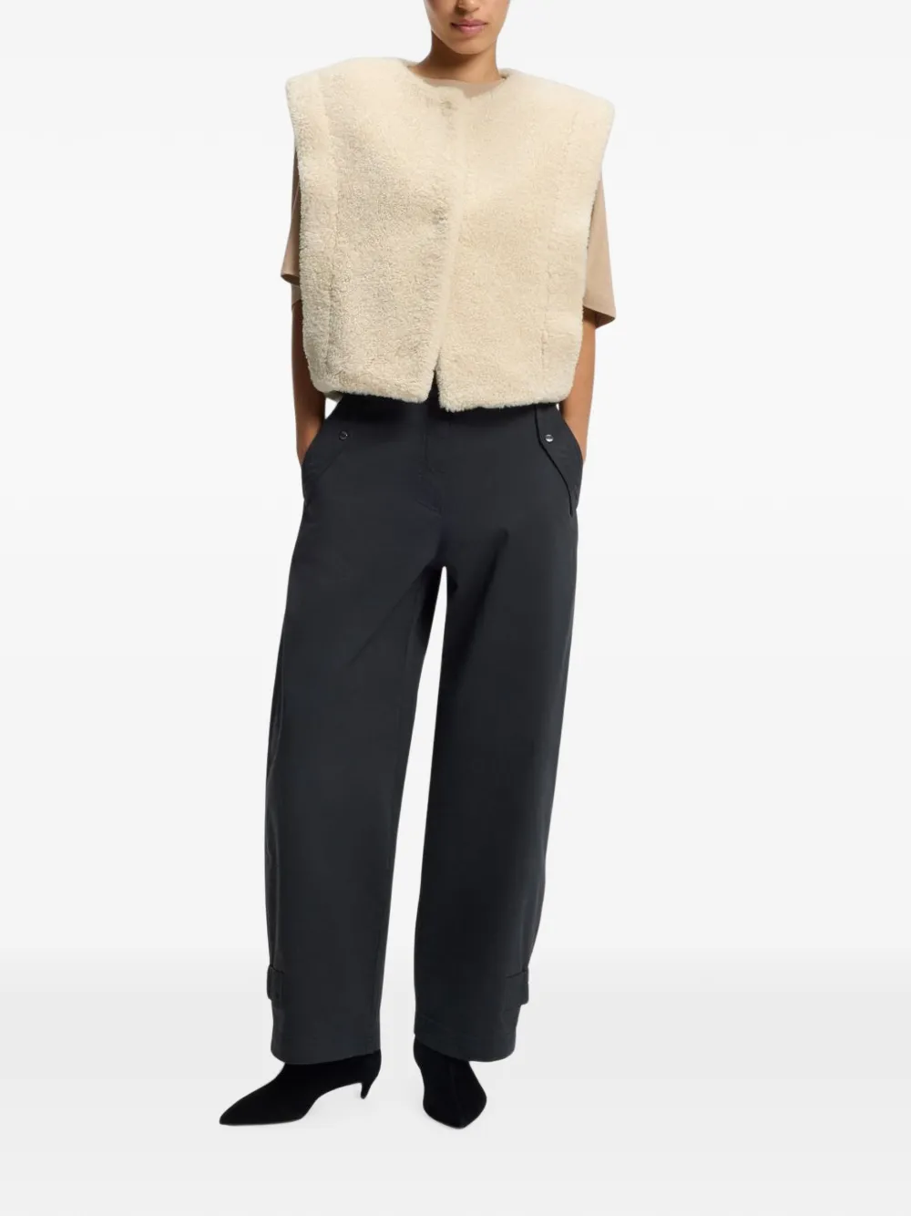 BOSS Plush teddy gilet Beige