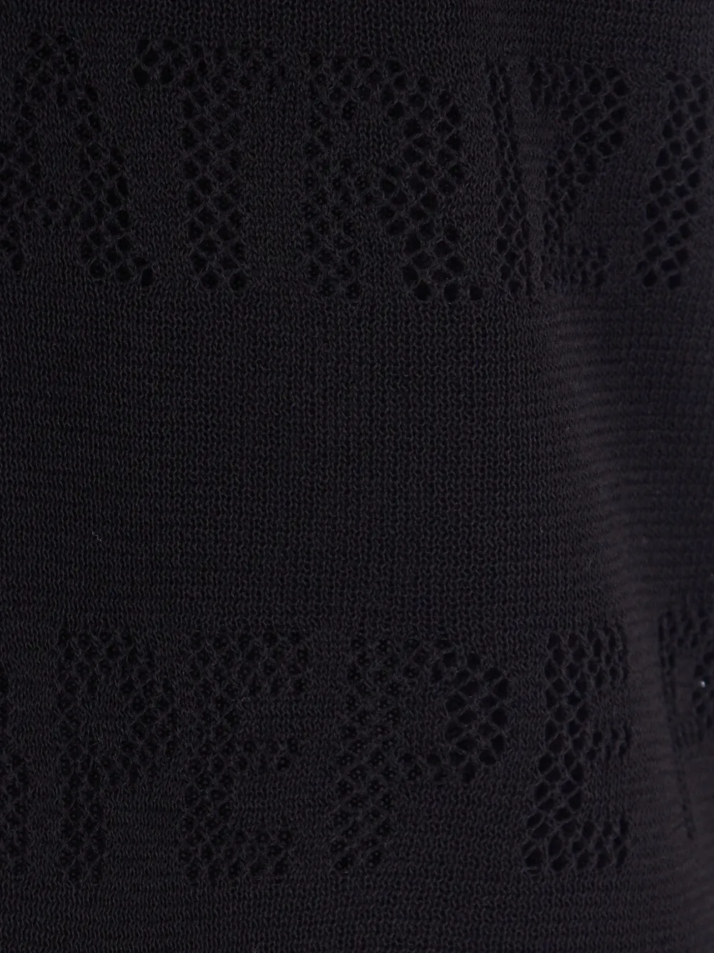 Crossover-Strap Top