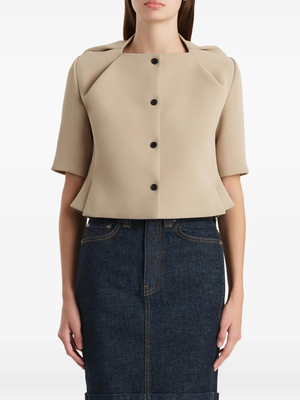 KHAITE Franc jack met korte mouwen en knoop Beige